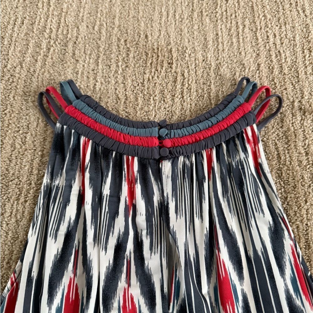 BCBGMaxAzria RUNWAY Patterned Blouse - Picture 6 of 7